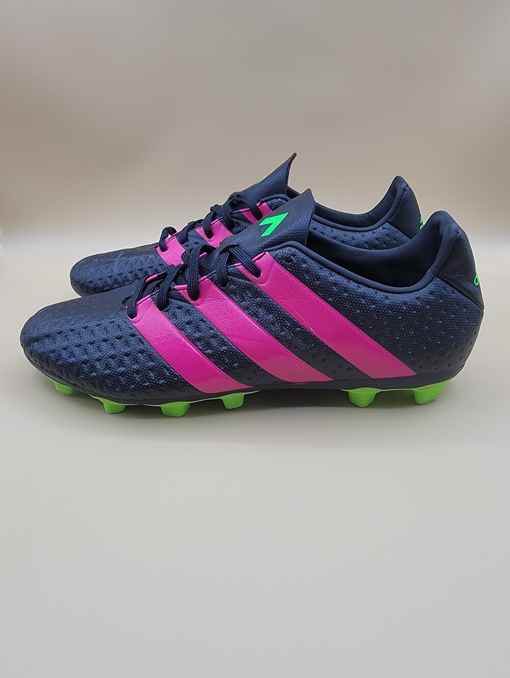 Adidas Ace 16.4 Men's Soccer Cleats Size 9.5 Black Green Fuchsia Plastic Cleats